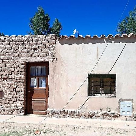 Hostel Casa De Familia Humahuaca Exteriör bild