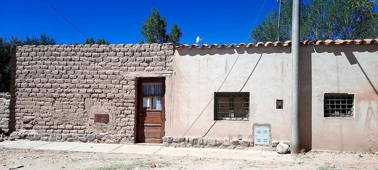 Hostel Casa De Familia Humahuaca Exteriör bild